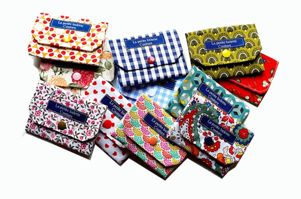 porte-cartes en tissus de toutes les couleurs